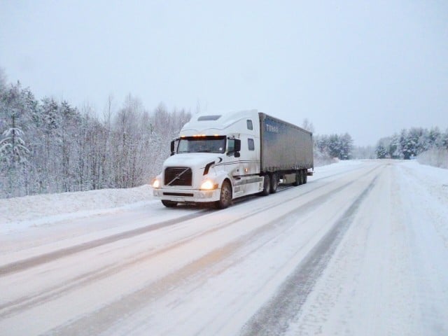 You are currently viewing Safe Driving Tips for Truckers