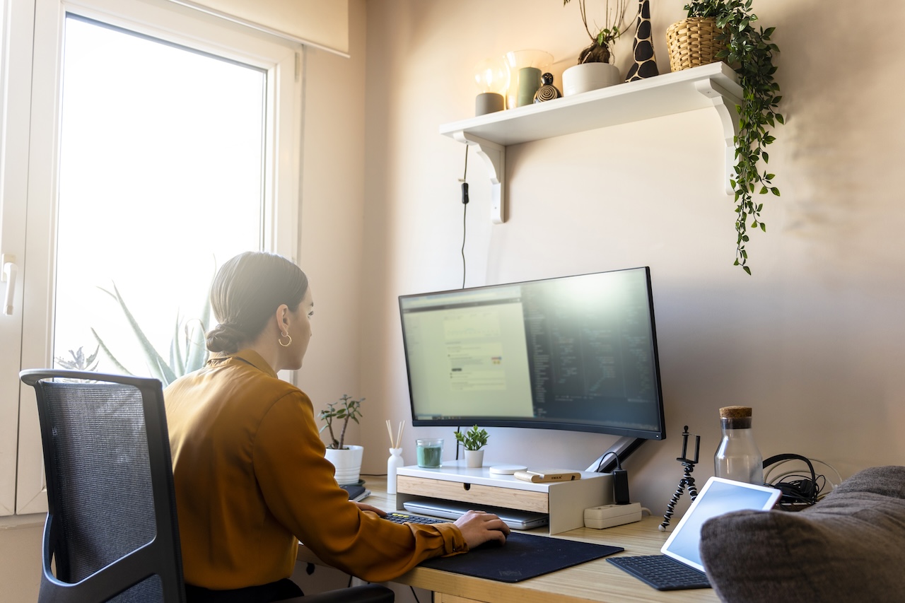 Read more about the article What You Need to Know About Workers’ Comp for Remote Employees