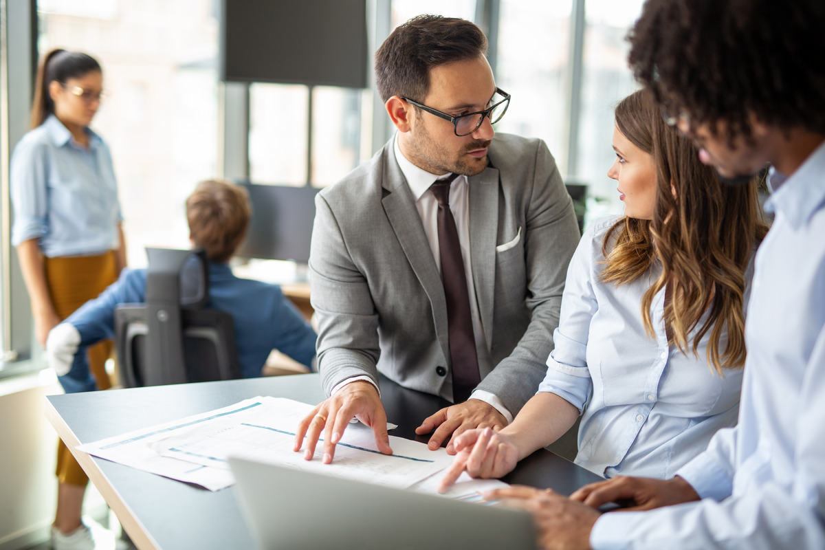 You are currently viewing 5 Industries That Can’t Afford to Skip E&O Insurance